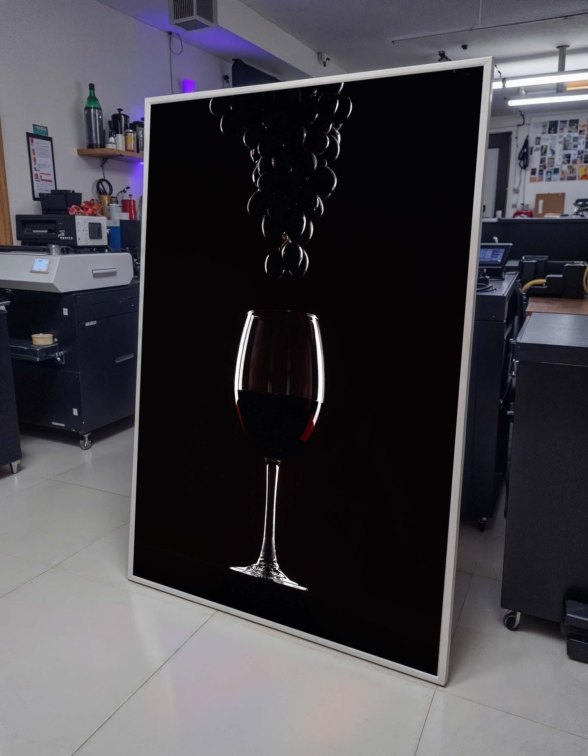 Elegant Wine Glass with Grapes Wall Art - Minimalist Wine Decor for Kitchen, Bar, or Dining Room, Perfect Gift for Wine Lovers,Ready to Hang
