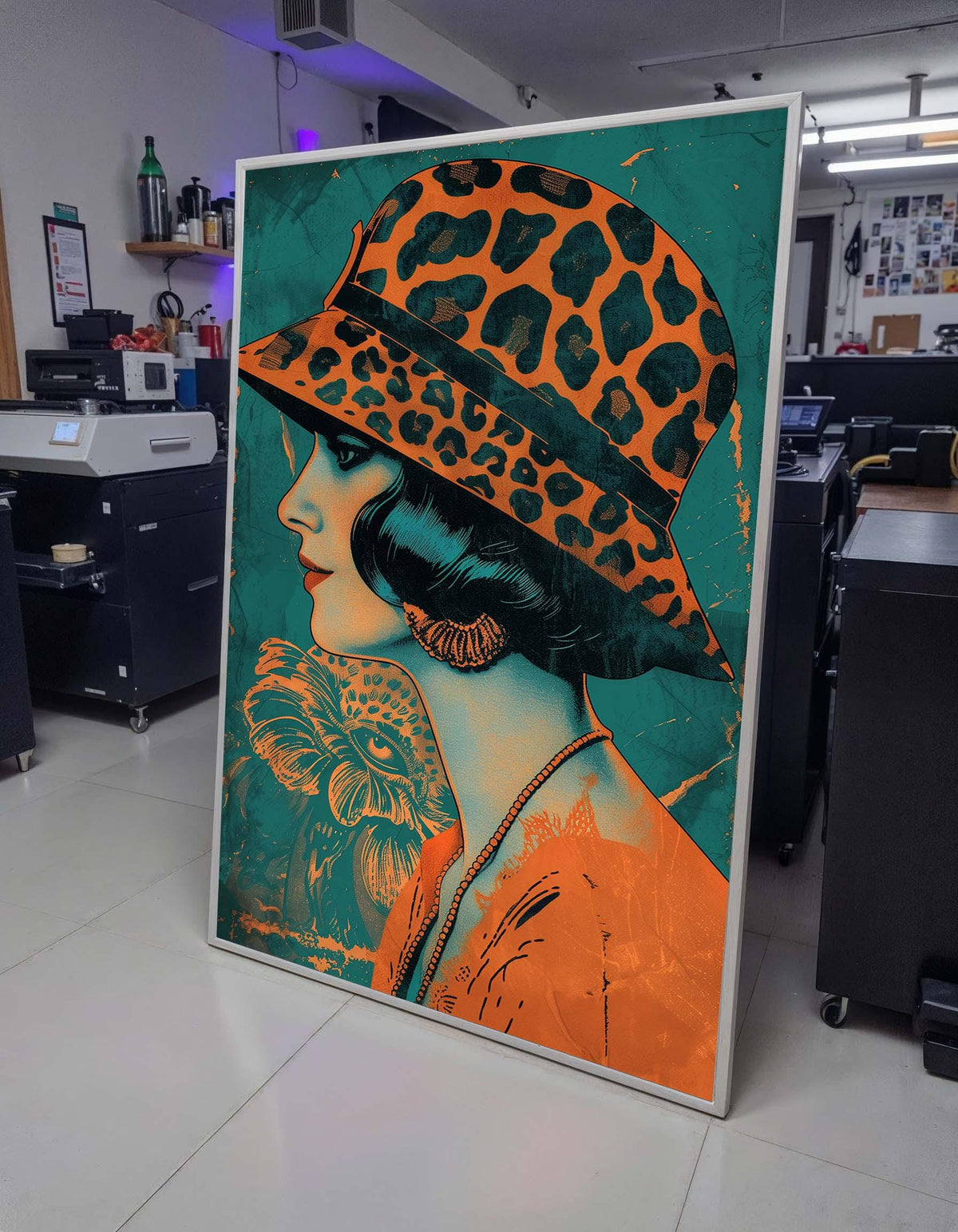 Retro Woman with Leopard Hat, Vintage Art Print, Stylish 1920s Canvas, Unique Wall Decor, Modern Expression Wall Decor, Ready to Hang
