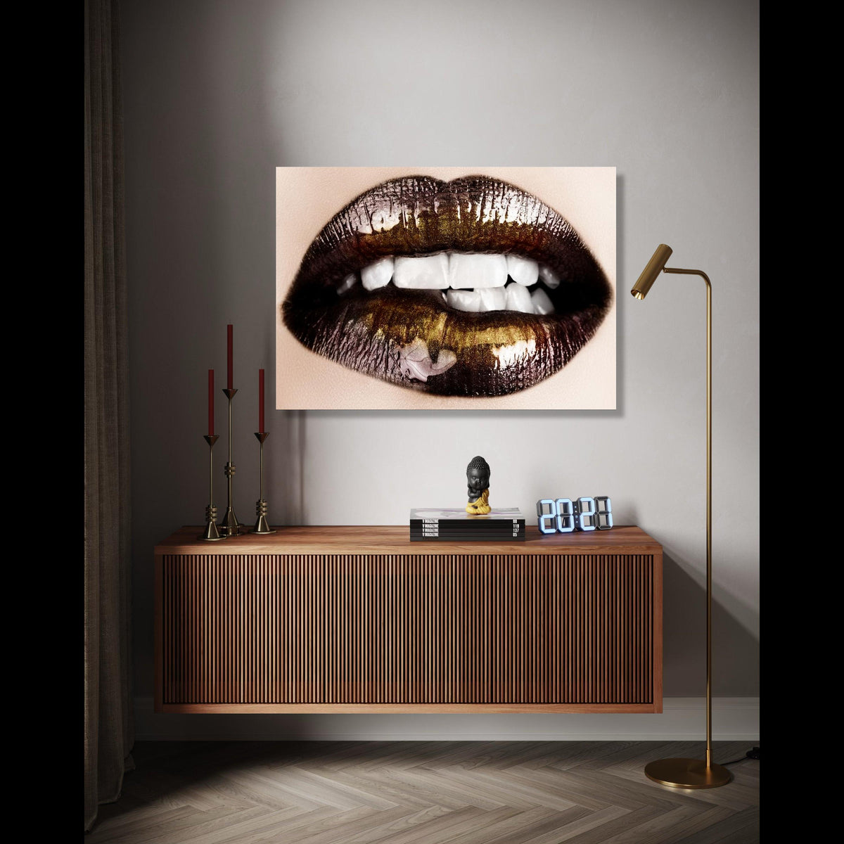 Glossy Black and Gold Lips Canvas, Modern Makeup Art, Sexy Lip Close-Up Wall Art, Glamour Beauty Decoration, Gift Art, Home Decor, Print